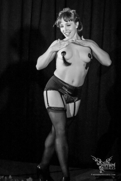 All-Con 2011 - Burlesque Show-35.jpg